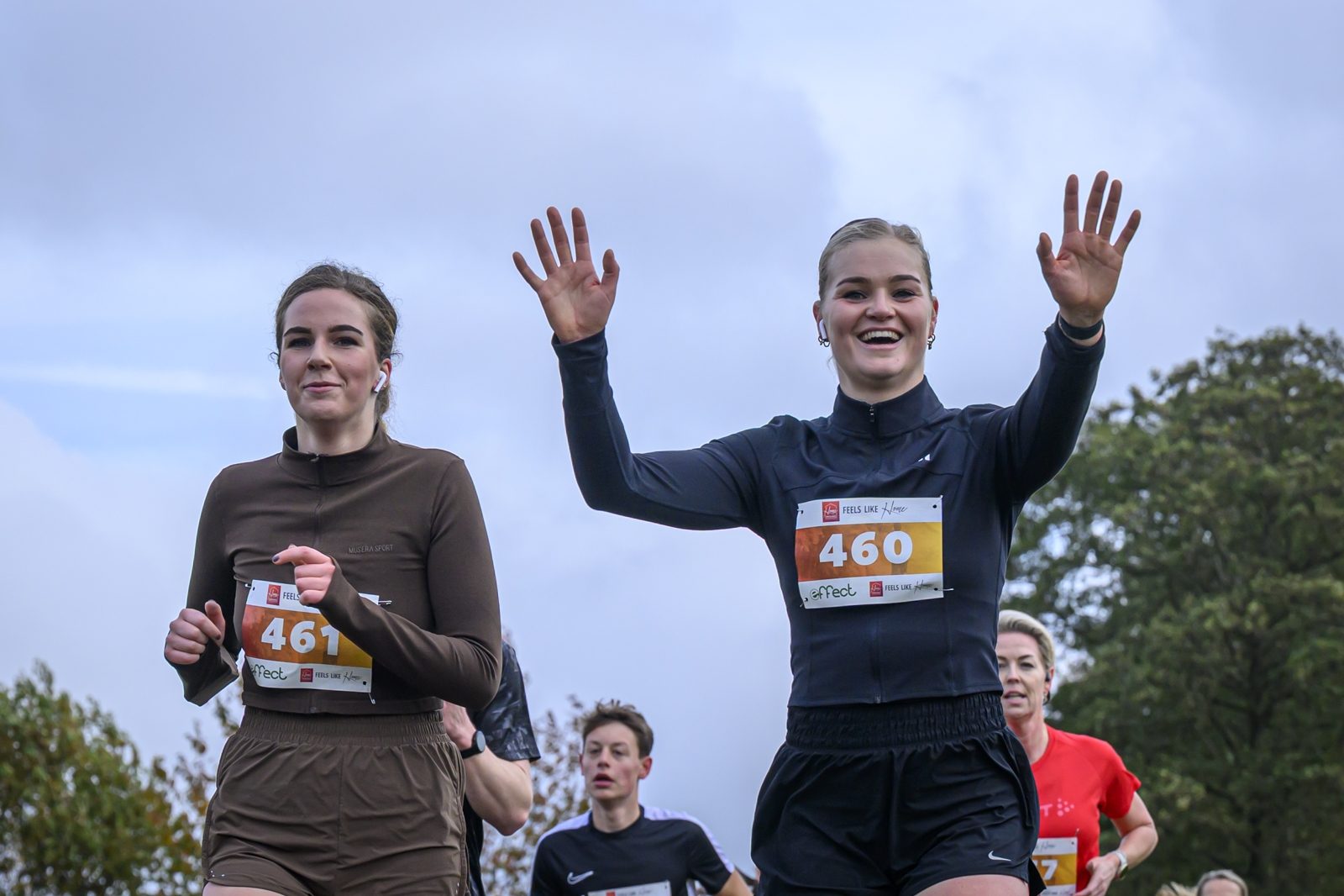 20251102 Loop Esch Door KTO2866 1 1600